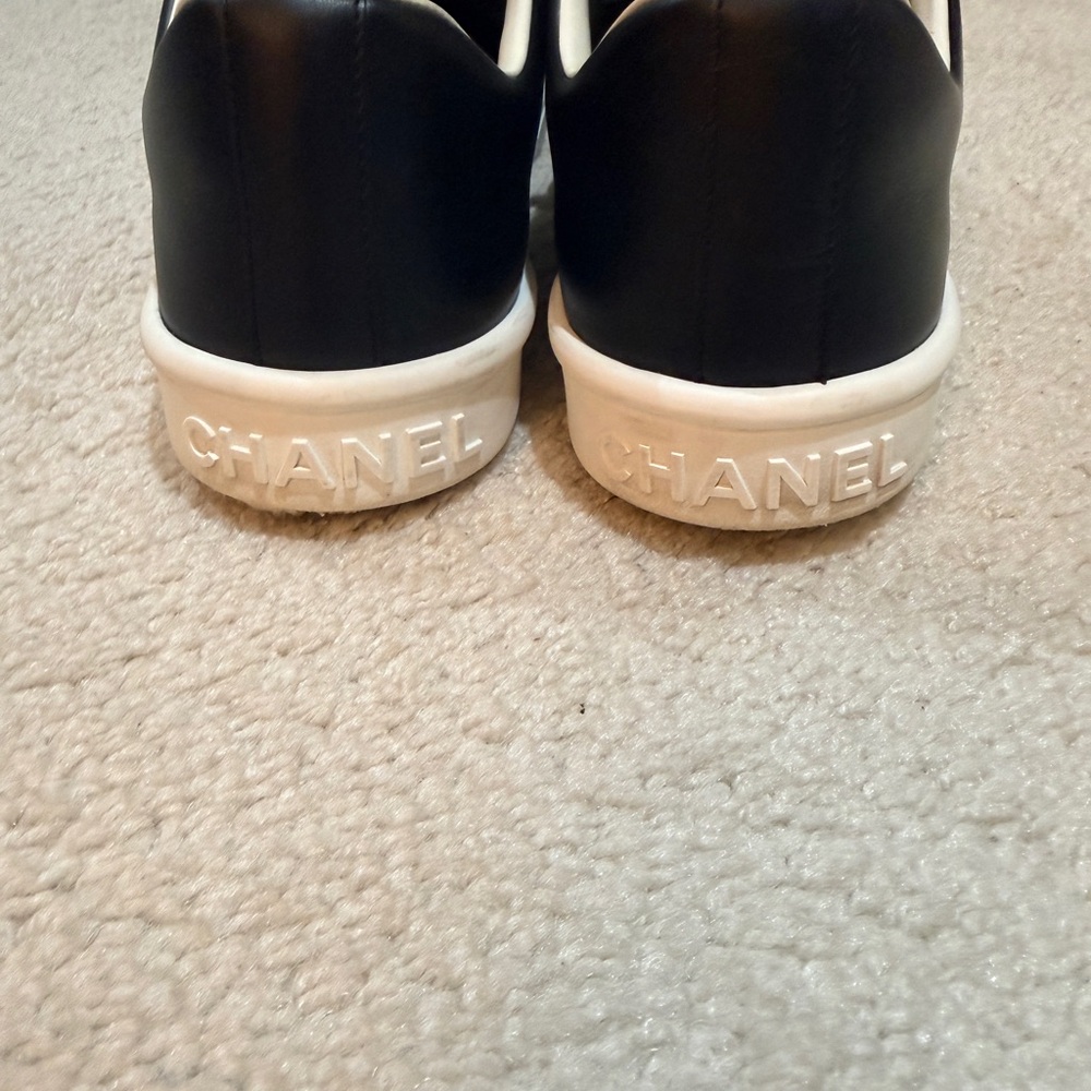 CHANEL Black Leather Low-Top Sneakers with White Sole Accent - Picture 4 of 14